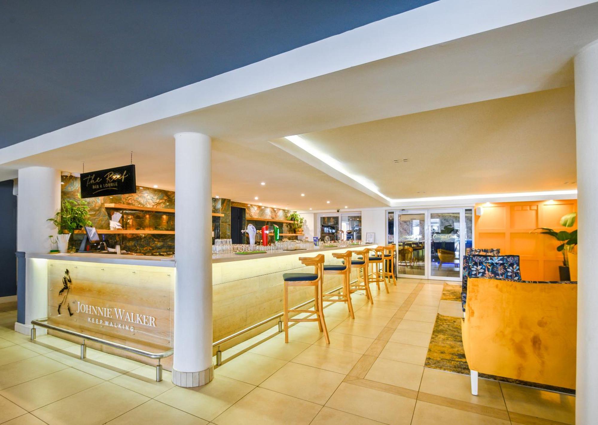 Blue Marlin All-Inclusive Seascape By Dream Resorts Scottburgh Bagian luar foto